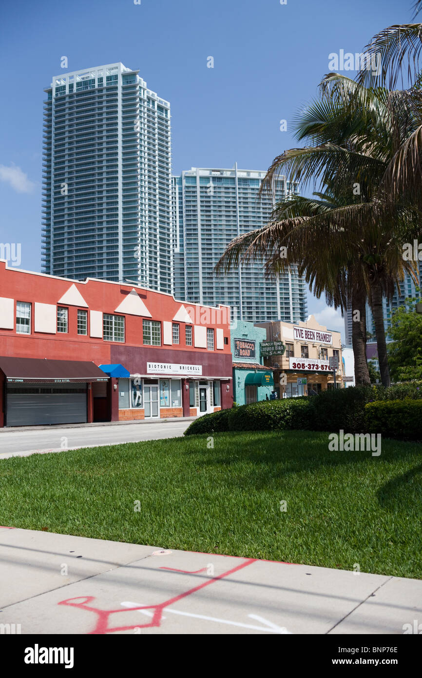 Old and new downtown of Miami. Tobacco road one of the oldest bars in town  and modern highrises Stock Photo