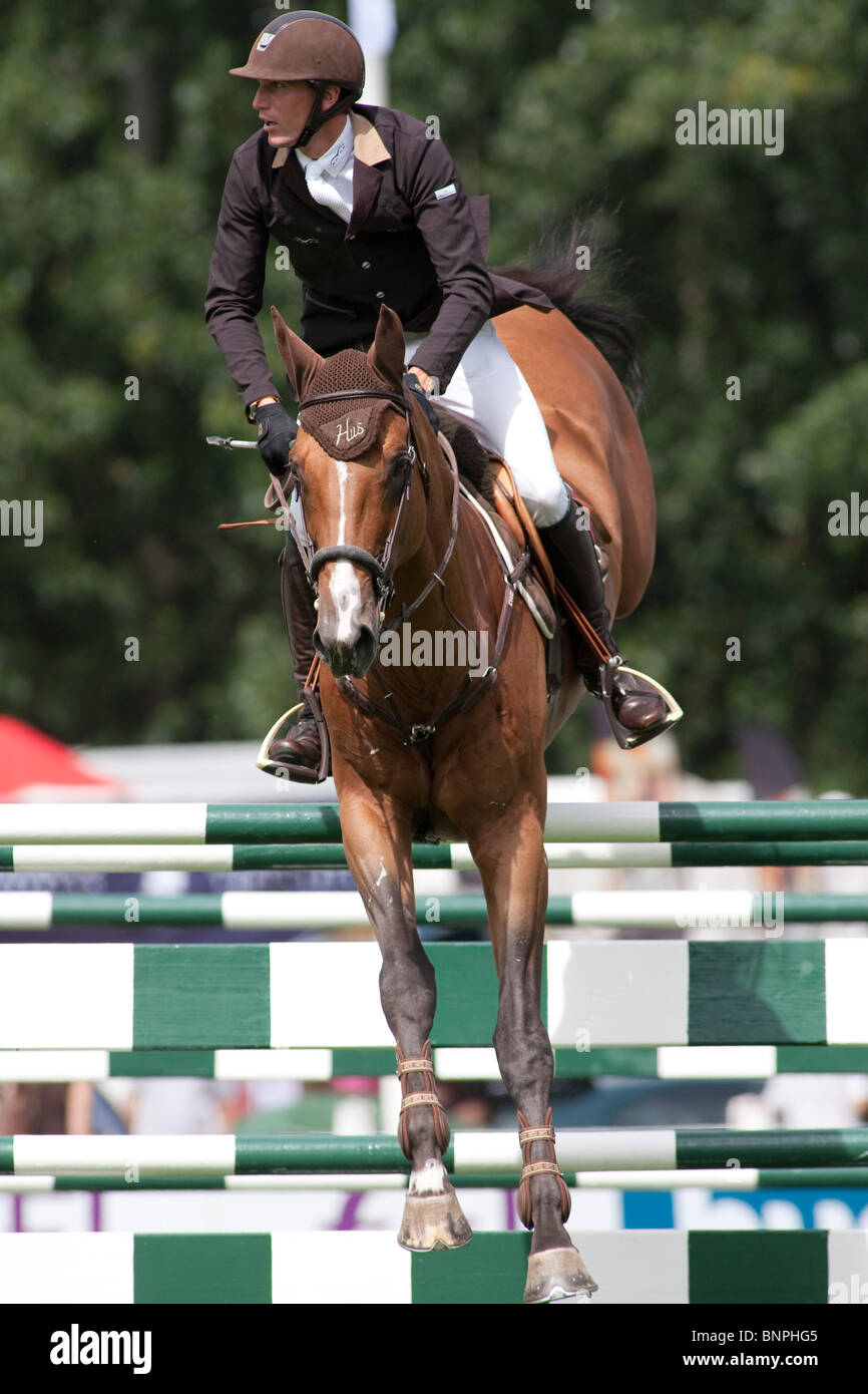 Hickstead HICKSTEAD ENGLAND. 30-07-2010. The Longines Royal International Horse ...
