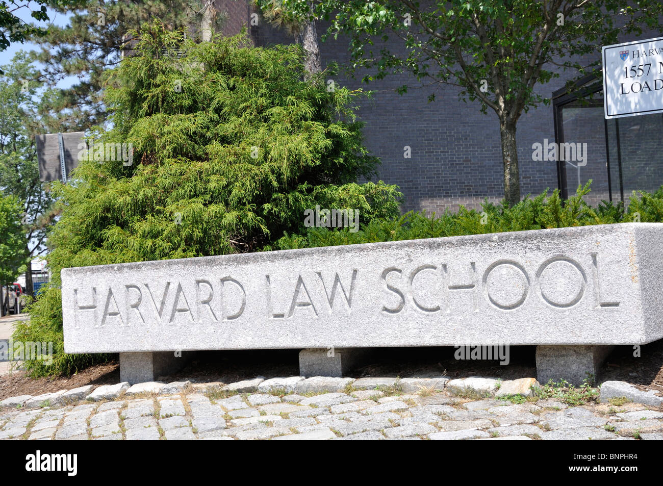 Harvard University Sign Hi Res Stock Photography And Images Alamy