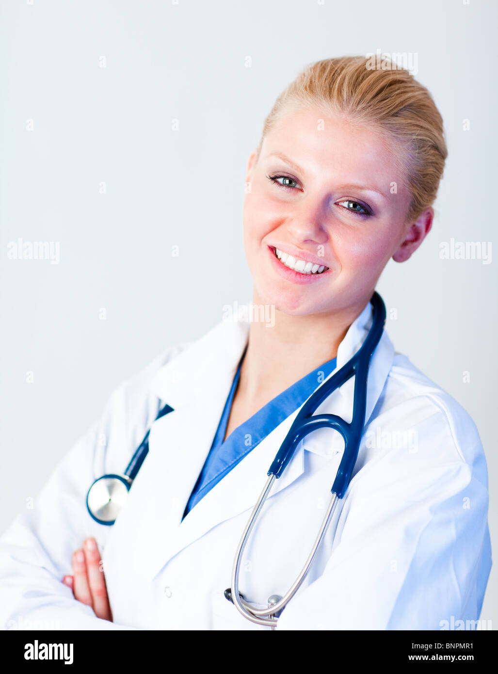 Smiling doctor young female hi-res stock photography and images - Alamy