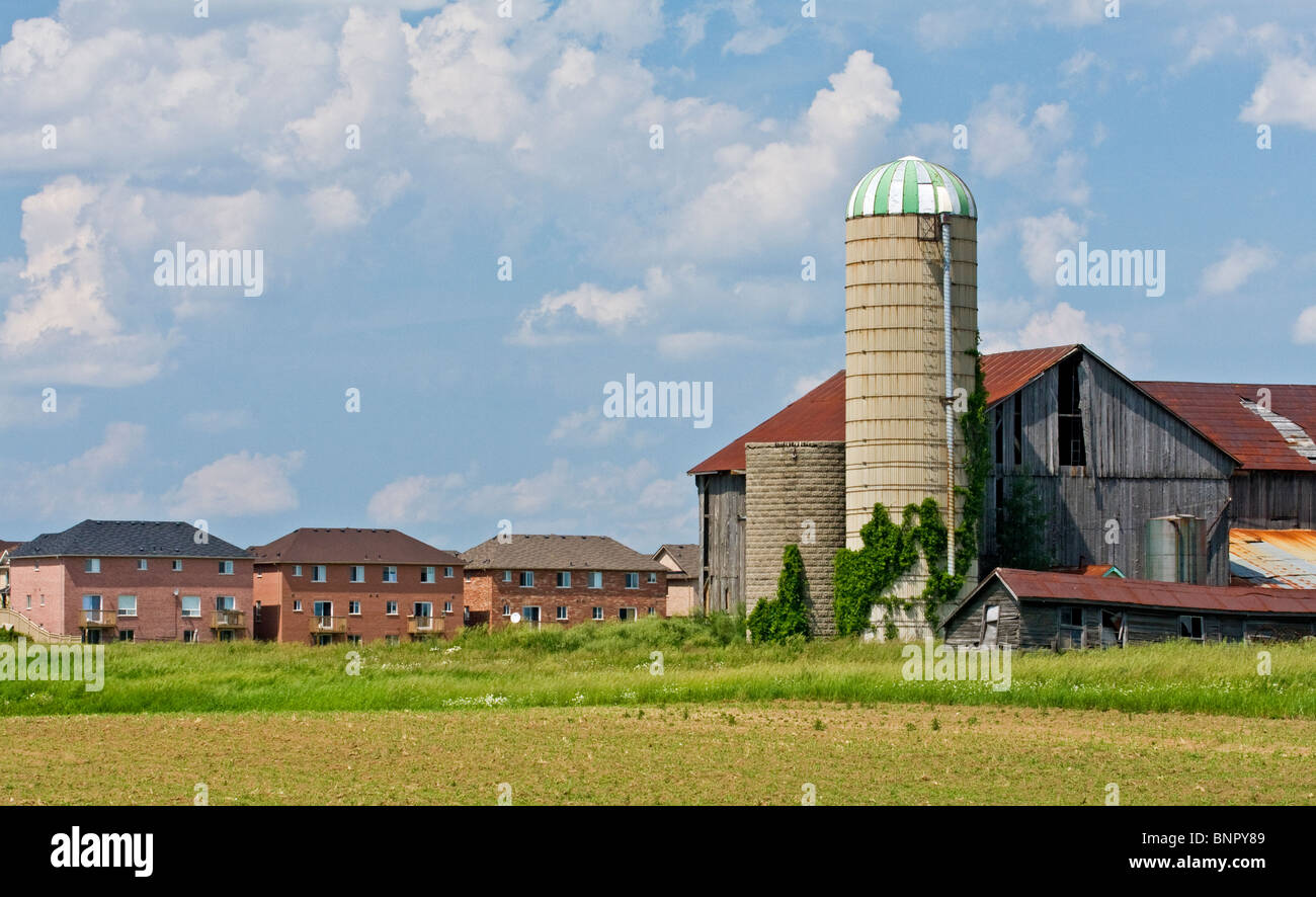 Housing developments encroaching on farm lands, Newmarket, Ontario, Canada Stock Photo Alamy