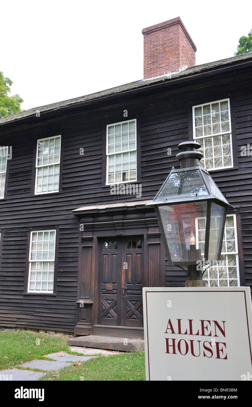 Massachusetts old house new england allen siding houses usa hires