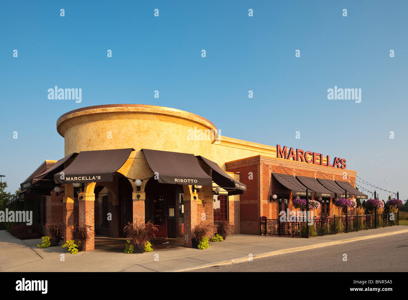 Restaurant columbus ohio oh hi-res stock photography and images 