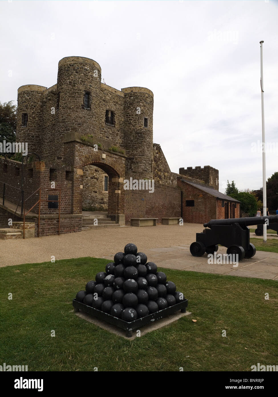 Gun garden rye hires stock photography and images Alamy