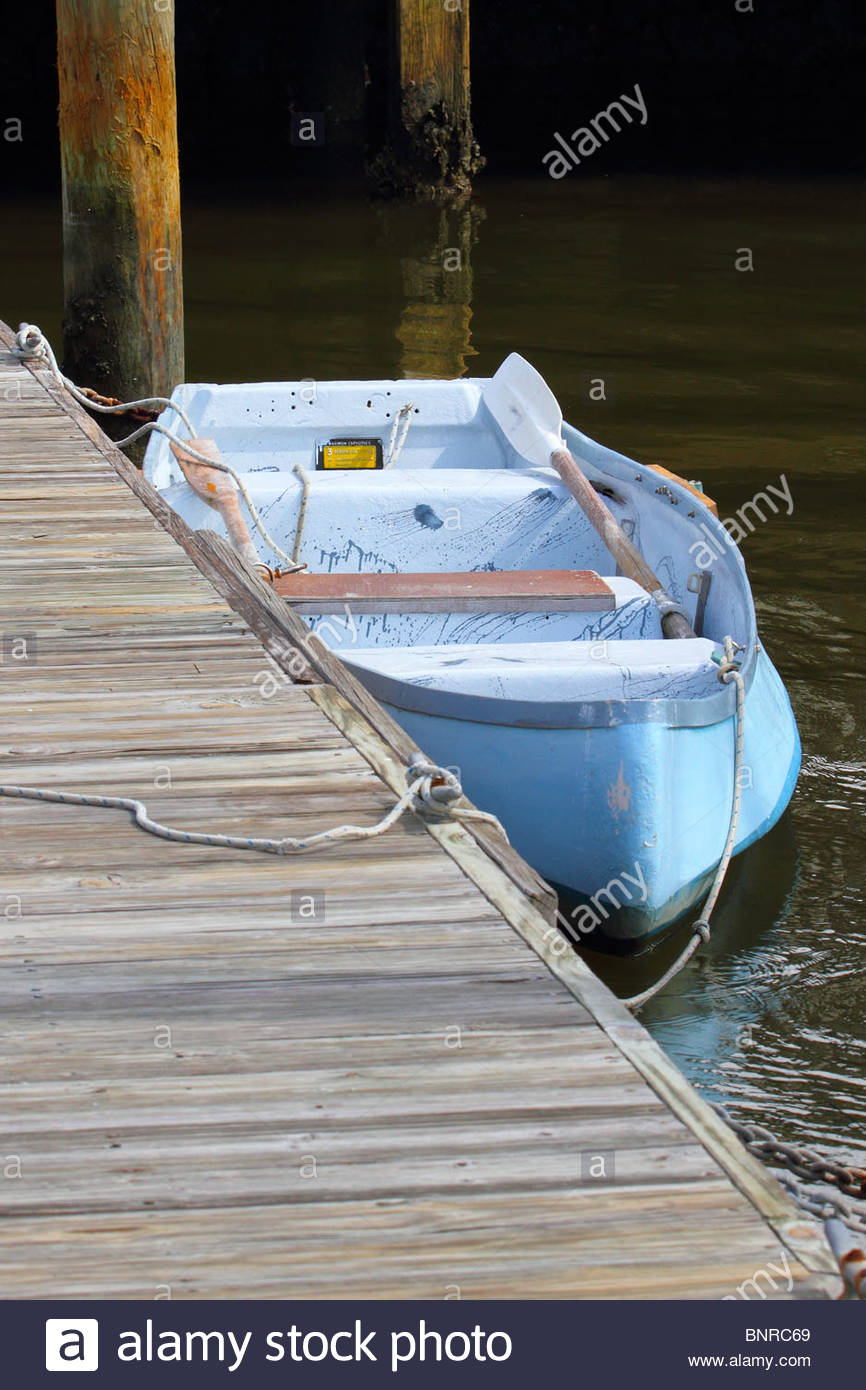 Dinghy Dock Stock Photos & Dinghy Dock Stock Images Alamy