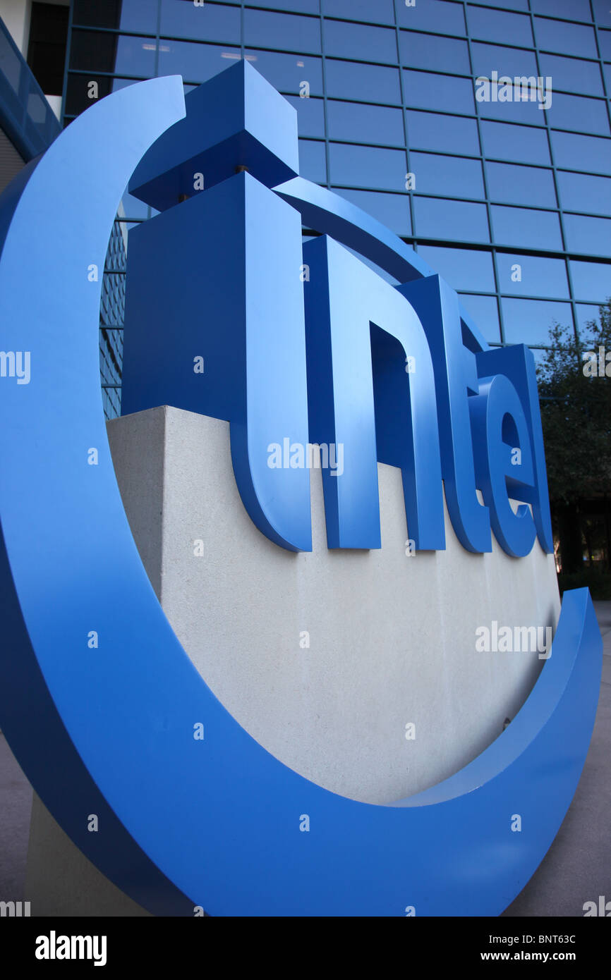Intel Sign Offices 20 Mission College Blvd Santa Clara California Stock Photo Alamy