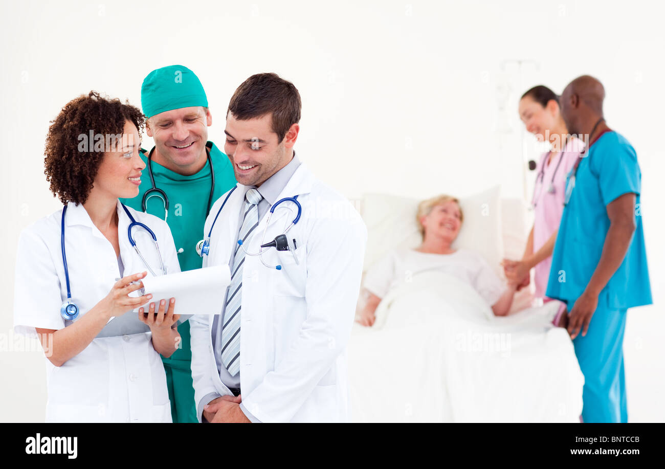 Doctor patient black and white hi-res stock photography and images - Alamy