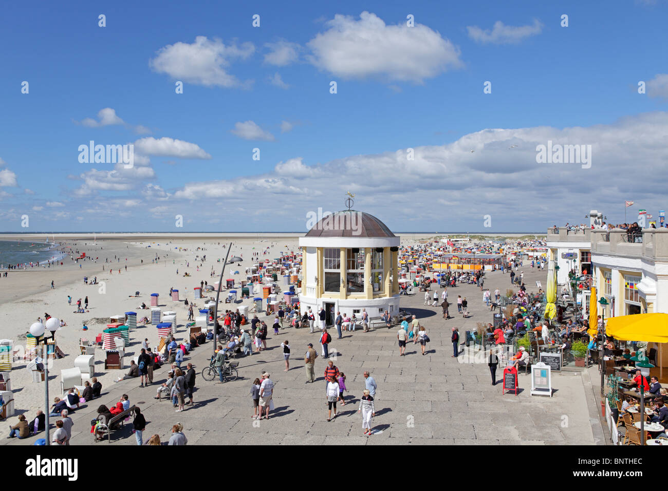 pavilion at the beach of Borkum Town, Borkum Island, East Friesland, North Sea Coast, Lower Saxony, Germany Stock Photo