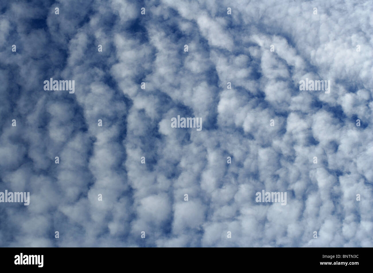 Cloud formation mackerel sky hires stock photography and images Alamy