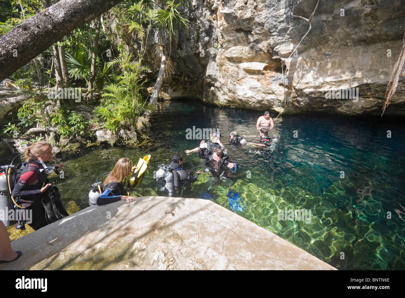 Cenote cavern yucatan hi-res stock photography and images - Alamy