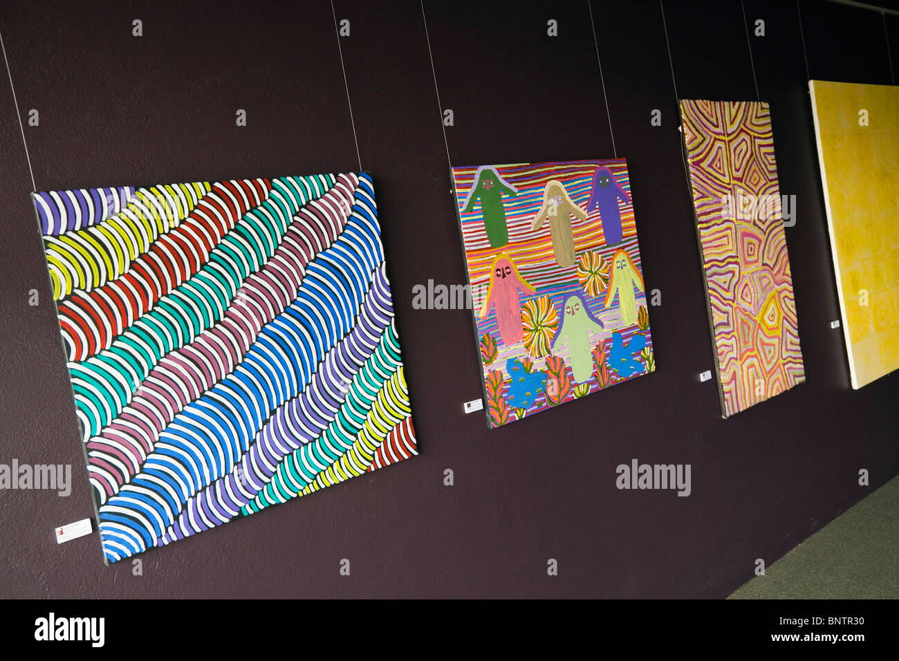 Aboriginal art gallery. Alice Springs, Northern Territory, AUSTRALIA Stock Photo Alamy