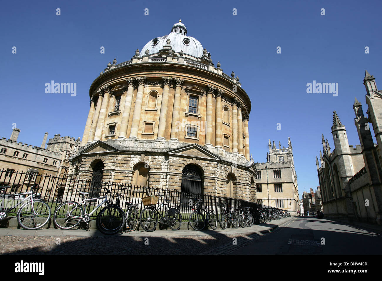 The Radcliffe Camera, Radcliffe Square, Oxford, with Brasenose College ...