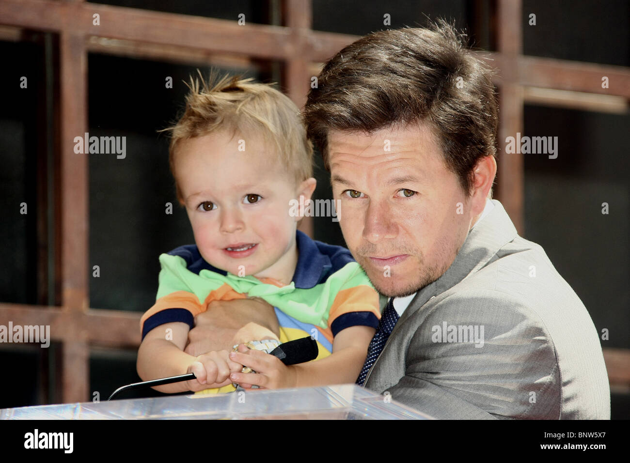 BRENDAN WAHLBERG MARK WAHLBERG MARK WAHLBERG HONORED WITH A STAR ON THE