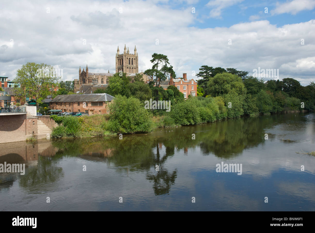Hereford Cathedral and the River Wye, Herefordshire, England UK Stock