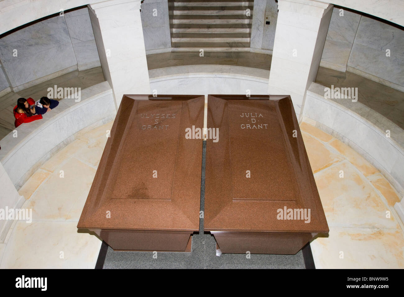 Two Children Look at the Sarcophagi of President U.S. Grant and First Lady Julia Grant at Grant's Tomb in New York City Stock Photo