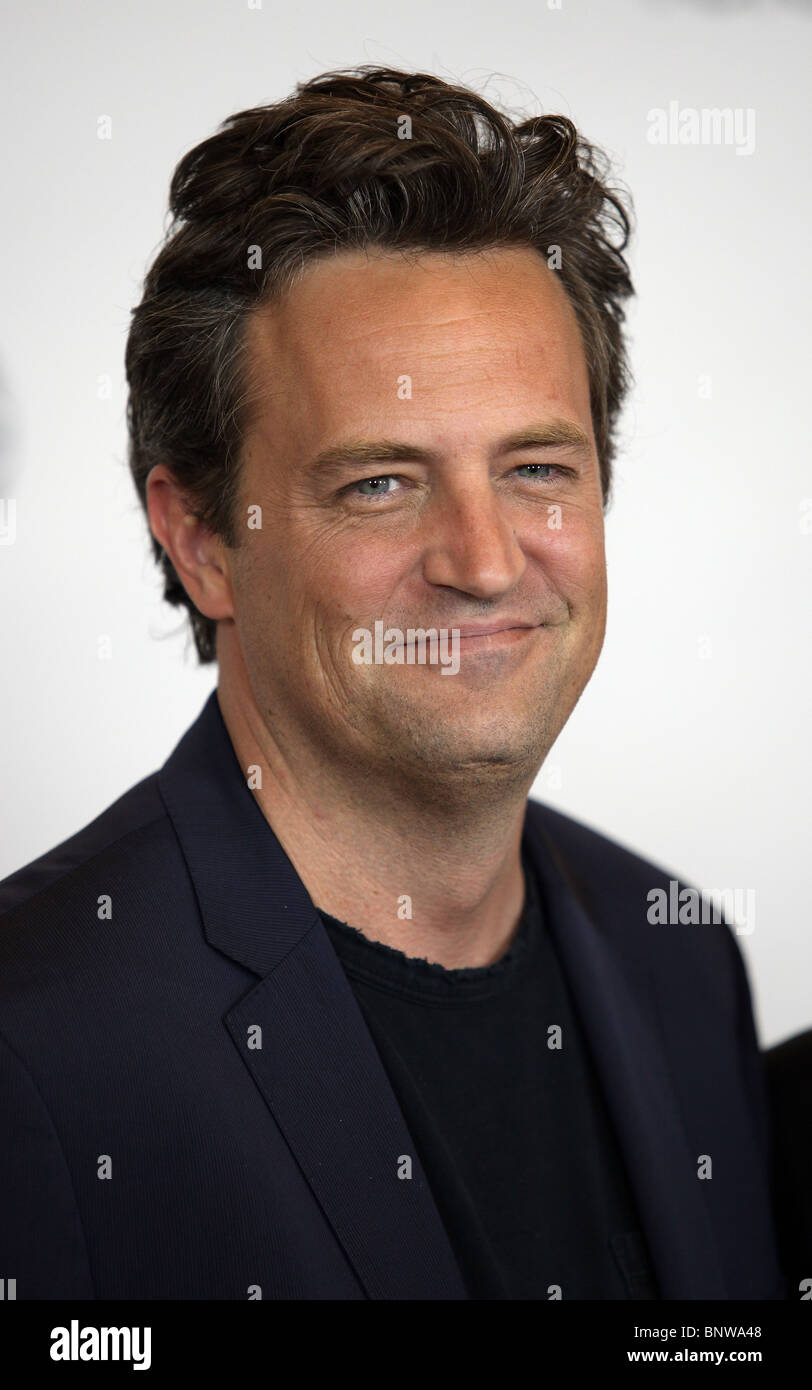 MATTHEW PERRY DISNEY ABC TELEVISION GROUP ALL STAR MIXER BEVERLY HILLS CALIFORNIA USA 01 August 2010 Stock Photo