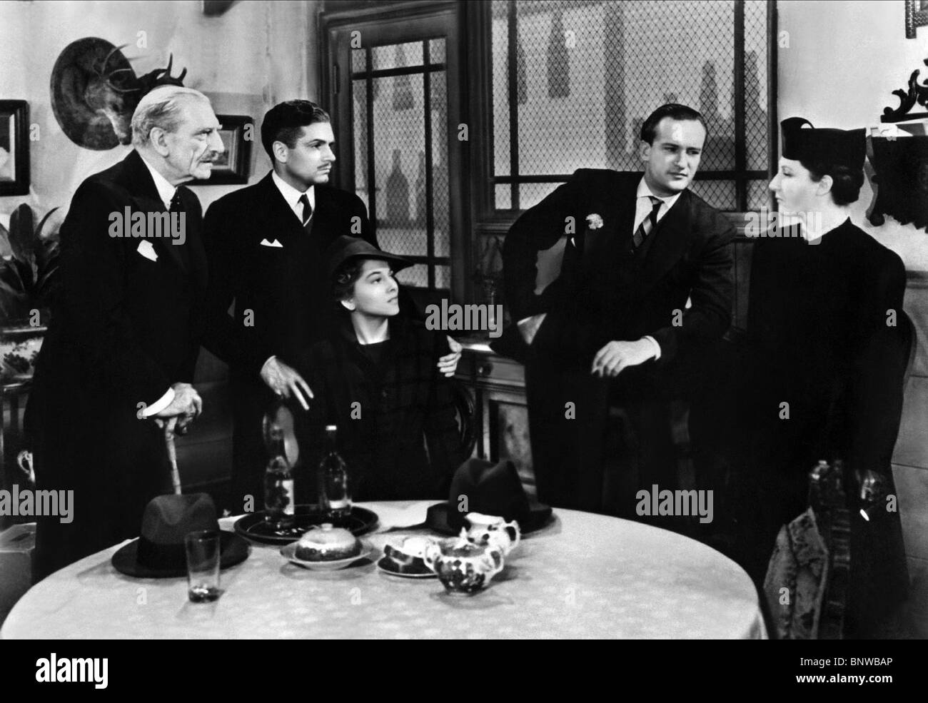 C. AUBREY SMITH, LAURENCE OLIVIER, JOAN FONTAINE, GEORGE SANDERS, JUDITH ANDERSON, REBECCA, 1940 Stock Photo