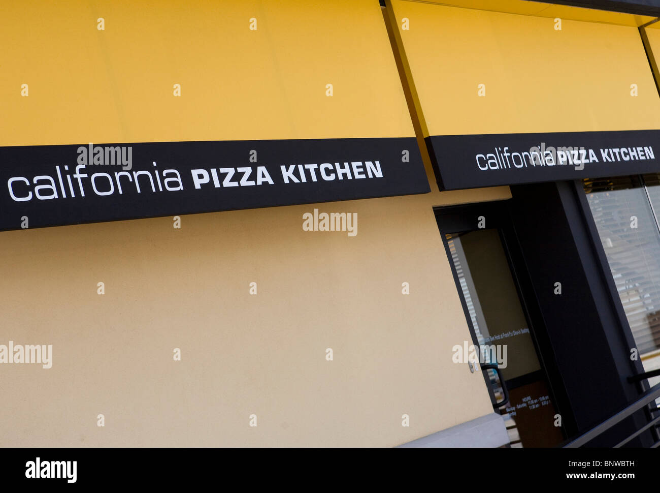 California Pizza Kitchen High Resolution Stock Photography And Images Alamy