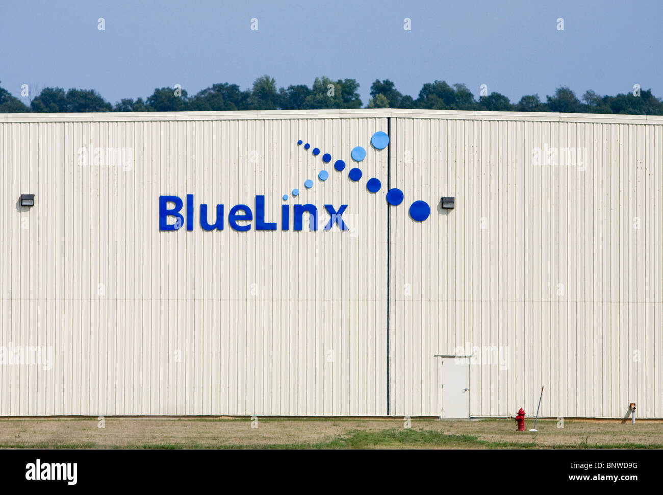 A BlueLinx distribution center Stock Photo Alamy