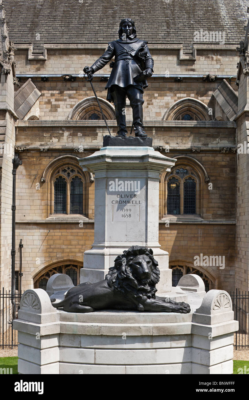 Statue of cromwell hires stock photography and images Alamy