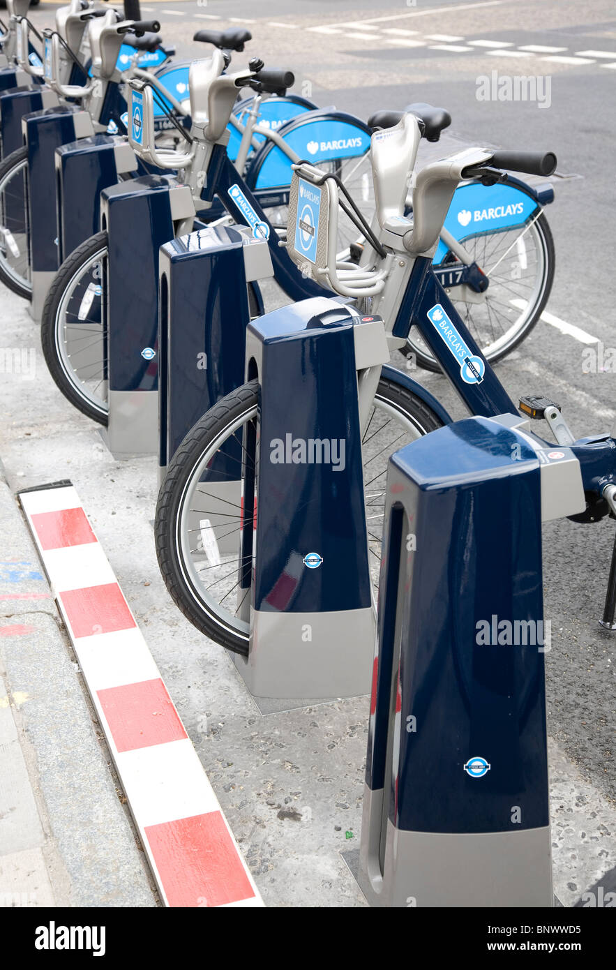 London Cycle Hire rack and Bikes Stock Photo Alamy