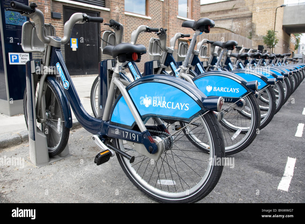 London Cycle Hire rack and Bikes Stock Photo Alamy