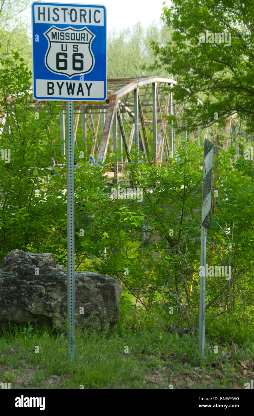 Historic Missouri Route 66 sign near Big Piney River Bridge, Missouri Stock Photo