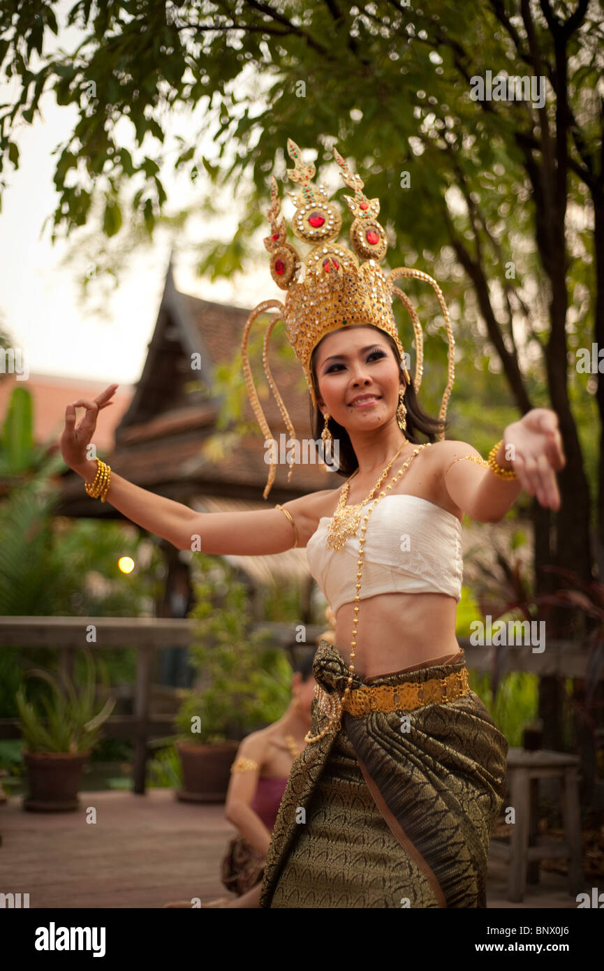 Traditionally costumed dancer at Siam Niramit, Bangkok, Thailand, Asia  Stock Photo - Alamy