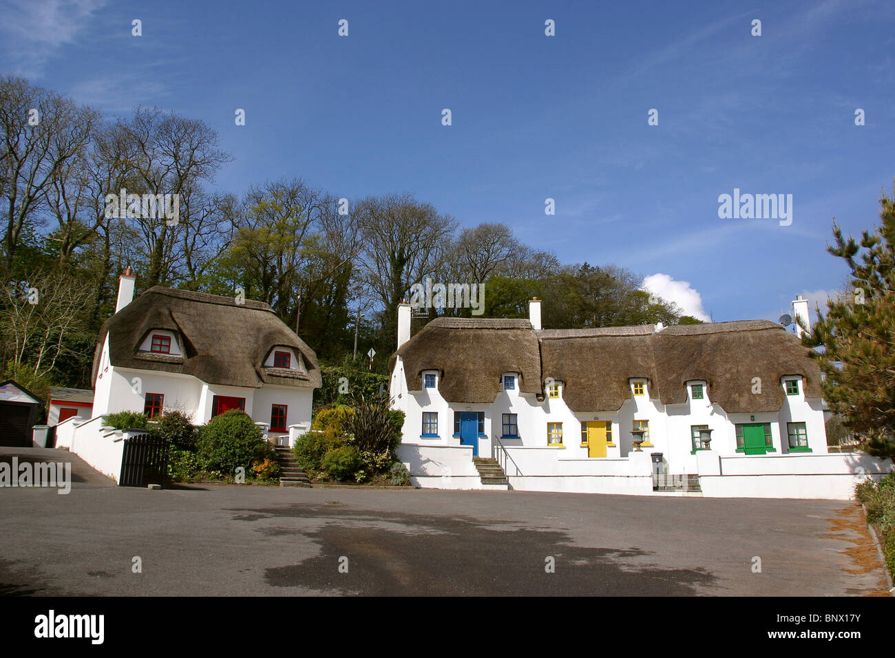 Small Thatched Cottages Rental Stock Photos Small Thatched