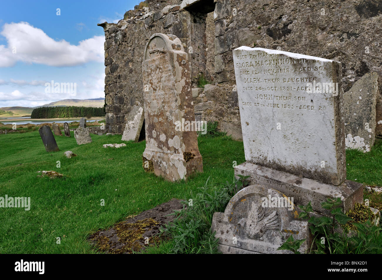 Gravestones in the graveyard of Cill Chriosd / Kilchrist Church on the Isle of Skye, Highlands, Scotland, UK Stock Photo