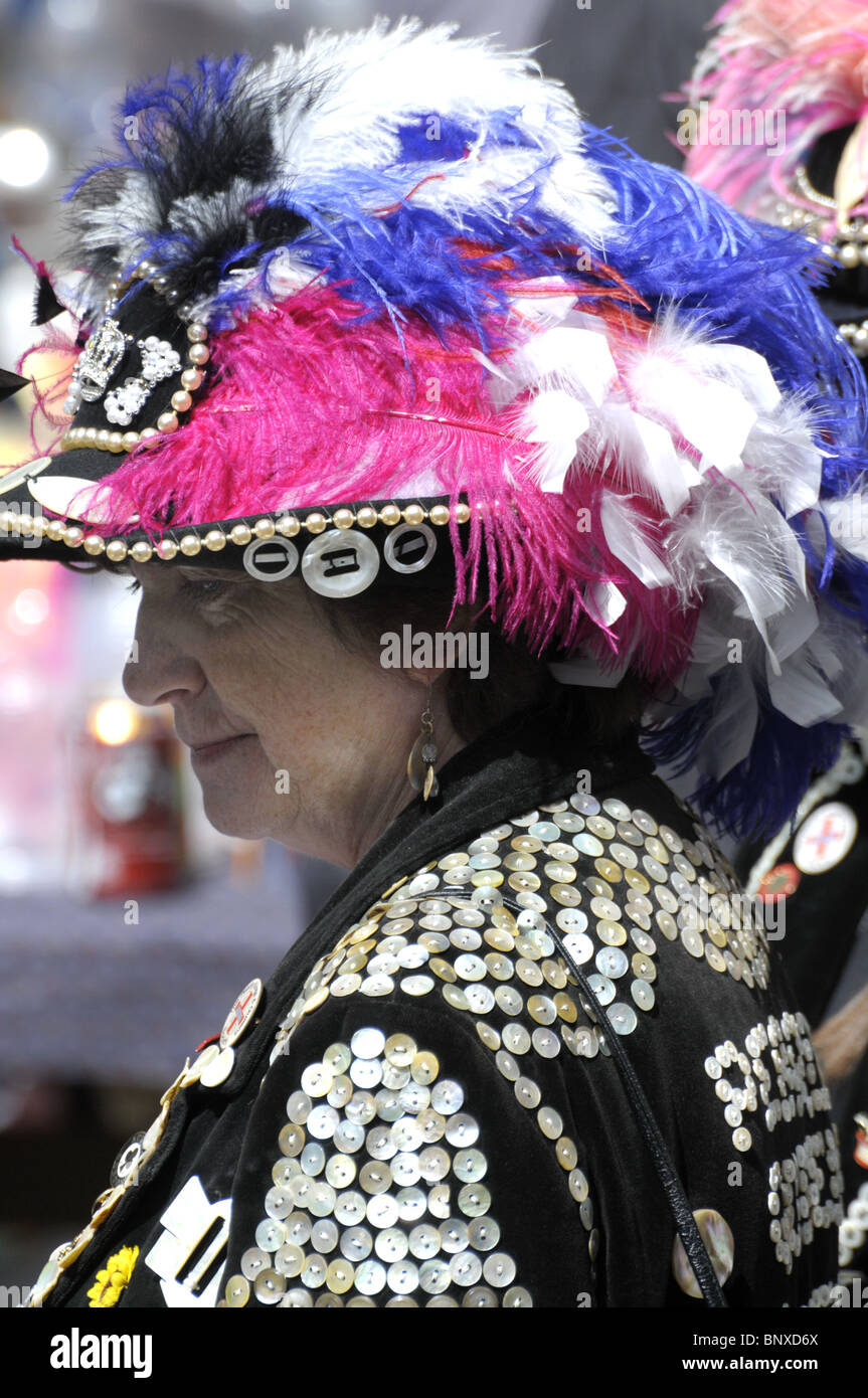 Pearly Queen At The May Fayre At St Paul's Church In Covent Garden London Stock Photo