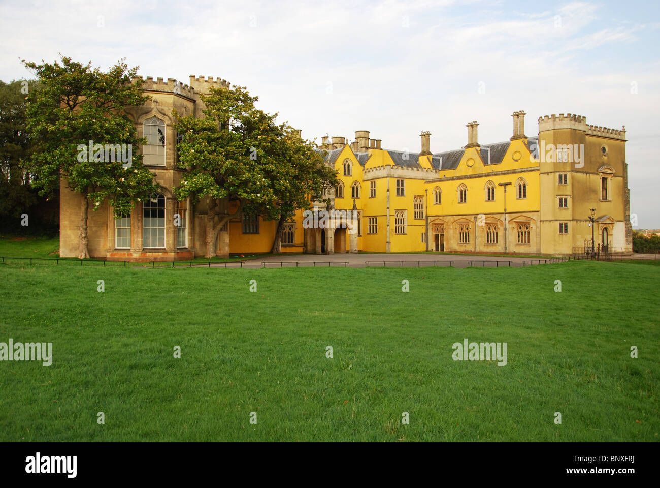 English mansion house gates hires stock photography and images Alamy