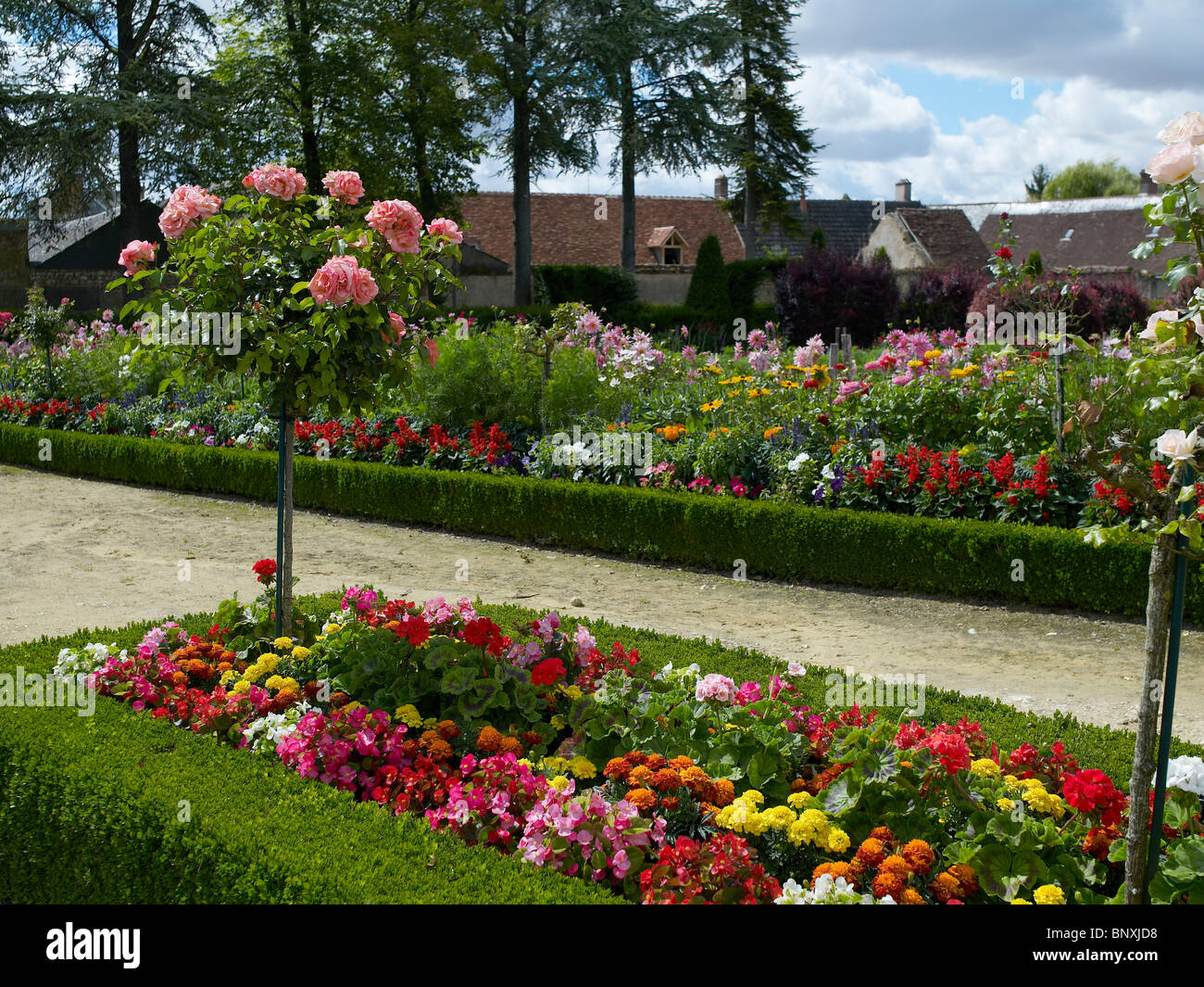 Colourful borders in the Flower Garden at Bouges Stock Photo - Alamy