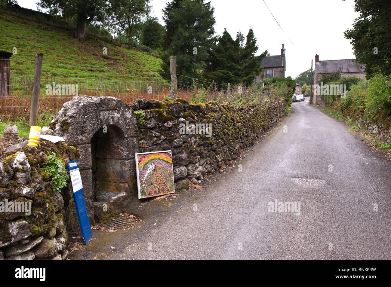 Well dressing in Bonsall in the Peak District Derbyshire Stock Photo