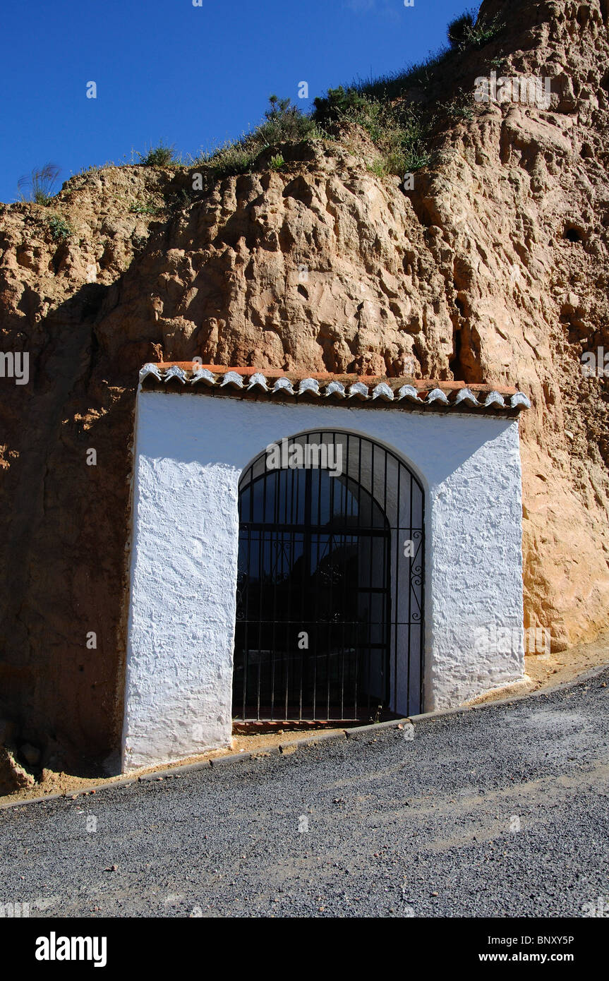 Entrance to a cave dwelling in the Troglodyte Quarter, Guadix, Granada Province, Andalucia, Spain, Western Europe. Stock Photo