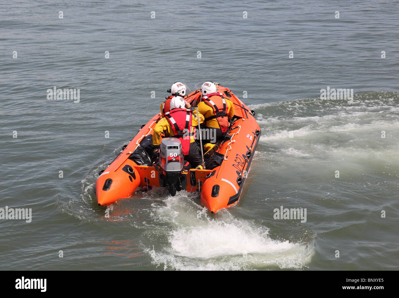 ROYAL NATIONAL LIFEBOAT INSTITUTION INSHORE LIFEBOAT Stock Photo Alamy