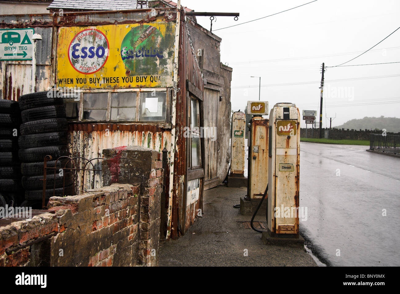 Old Fashioned Petrol Pumps Garage Stock Photos & Old ...