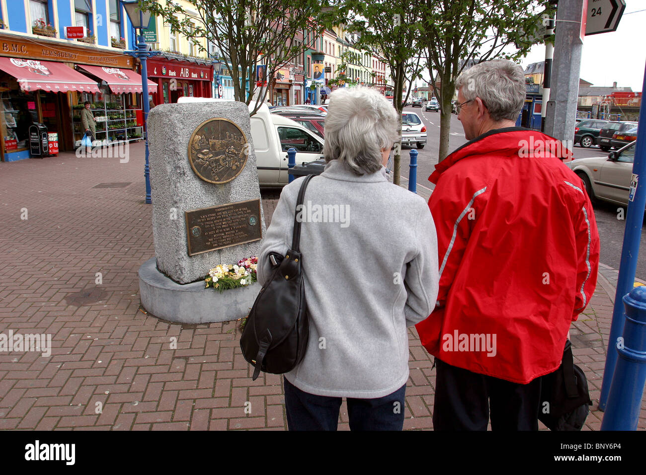 Ireland, Co Cork, Cobh, Westbourne Place, Titanic Memorial Stock Photo Alamy