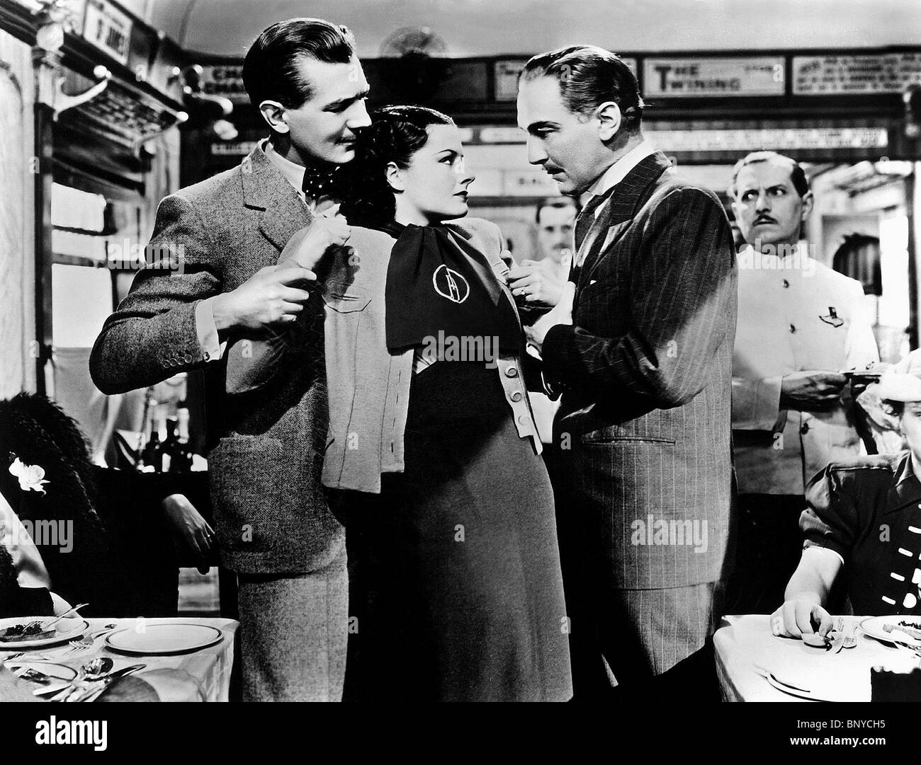 MICHAEL REDGRAVE, MARGARET LOCKWOOD, THE LADY VANISHES, 1938 Stock Photo