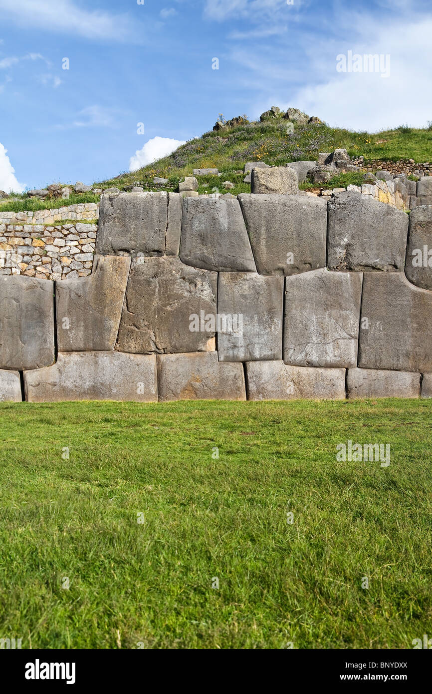 views-of-the-ruins-of-sacsayhuaman-in-cusco-peru-stock-photo-alamy
