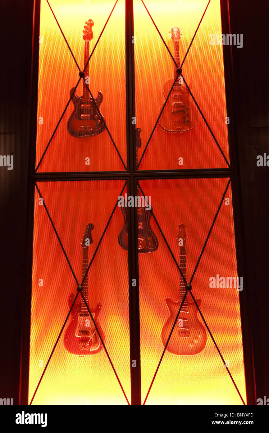 Las vegas guitar display case hires stock photography and images Alamy