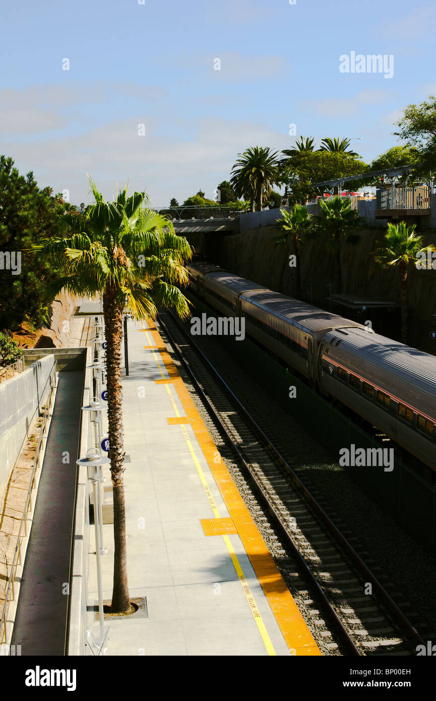 Solana Beach, California, commuter train station Stock Photo Alamy