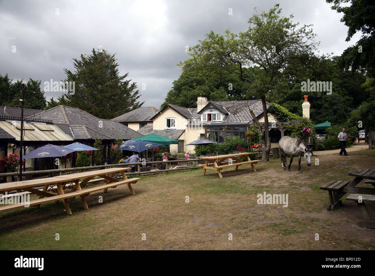 The High Corner Inn, in the New Forest Nr. Ringwood Stock Photo Alamy