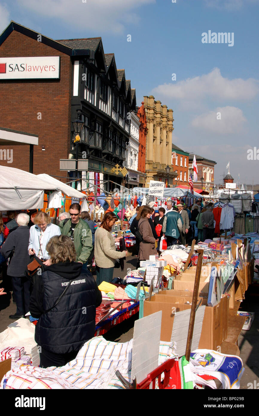 England, Cheshire, Stockport, Market Place on market day Stock Photo