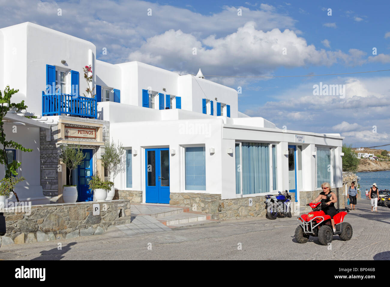 Hotel Petinos in Platis Gialos, Mykonos Island, Cyclades, Aegean Islands, Greece Stock Photo