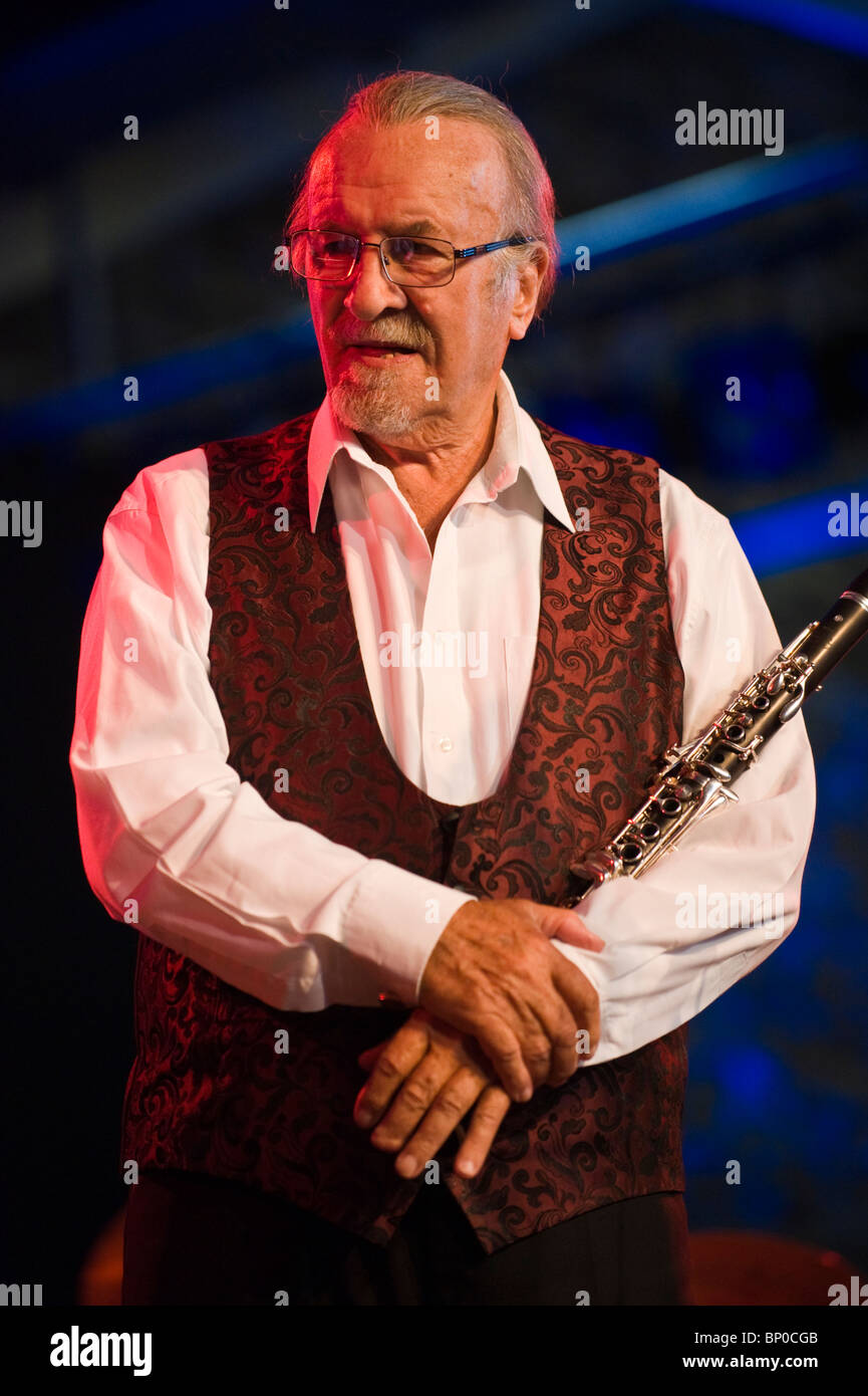 Bilk Acker Bilk playing clarinet at Brecon Jazz Festival 2010 Stock Photo ...
