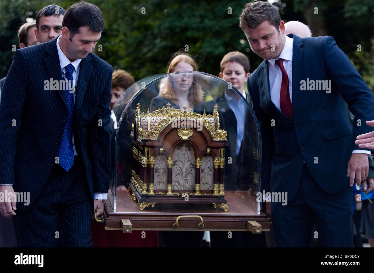 The casket containing the relics of Saint Therese of Lisieux arrives at ...