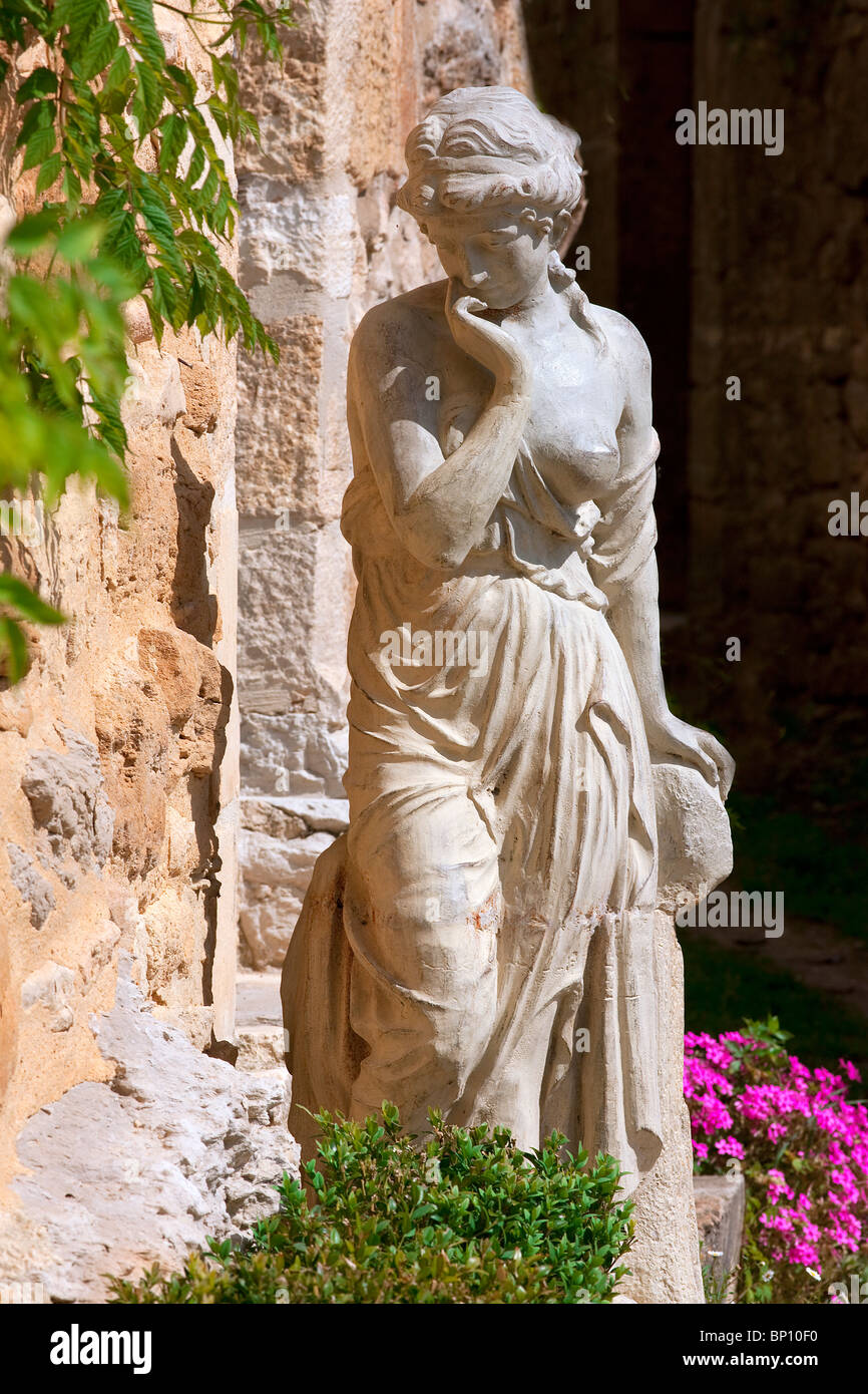 Statue of Venus Stock Photo Alamy