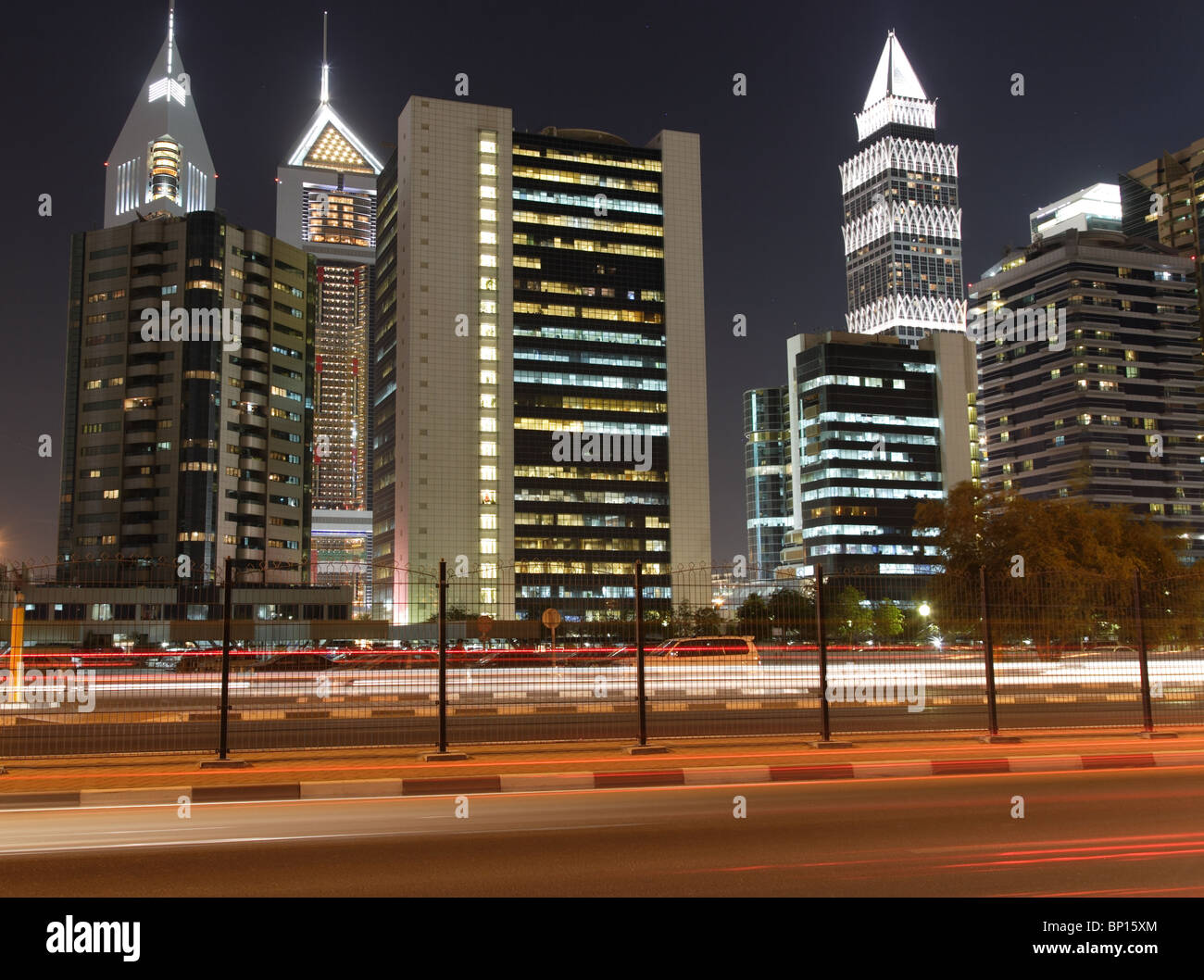 Skyline In Dubai At Night Stock Photo Alamy skyline-in-dubai-at-night-stock-photo-alamy