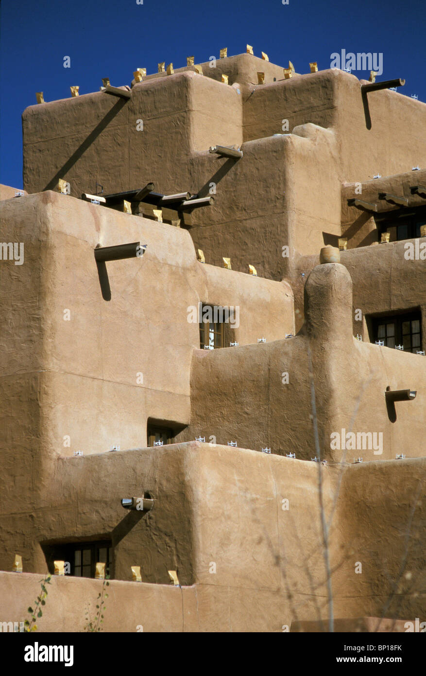 Cubic forms of the characteristic adobe architecture of Santa Fe, New Mexico Stock Photo